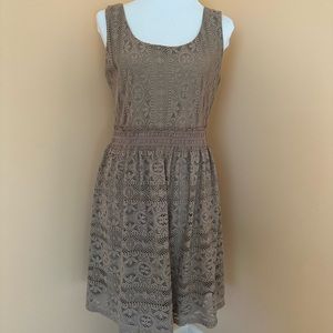 Sleeveless Knit Lace Dress
